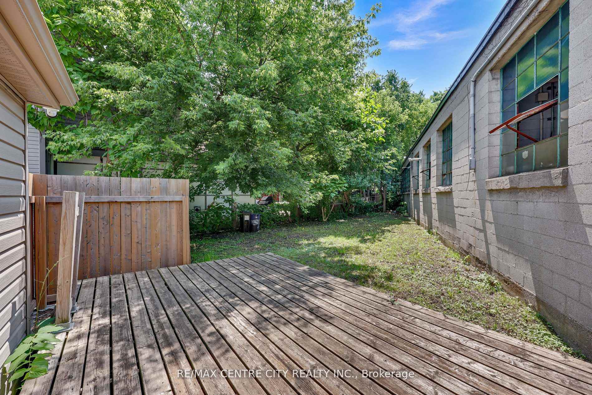 Photo 20 of 101 Hamilton Road, London, East K — HOMEH