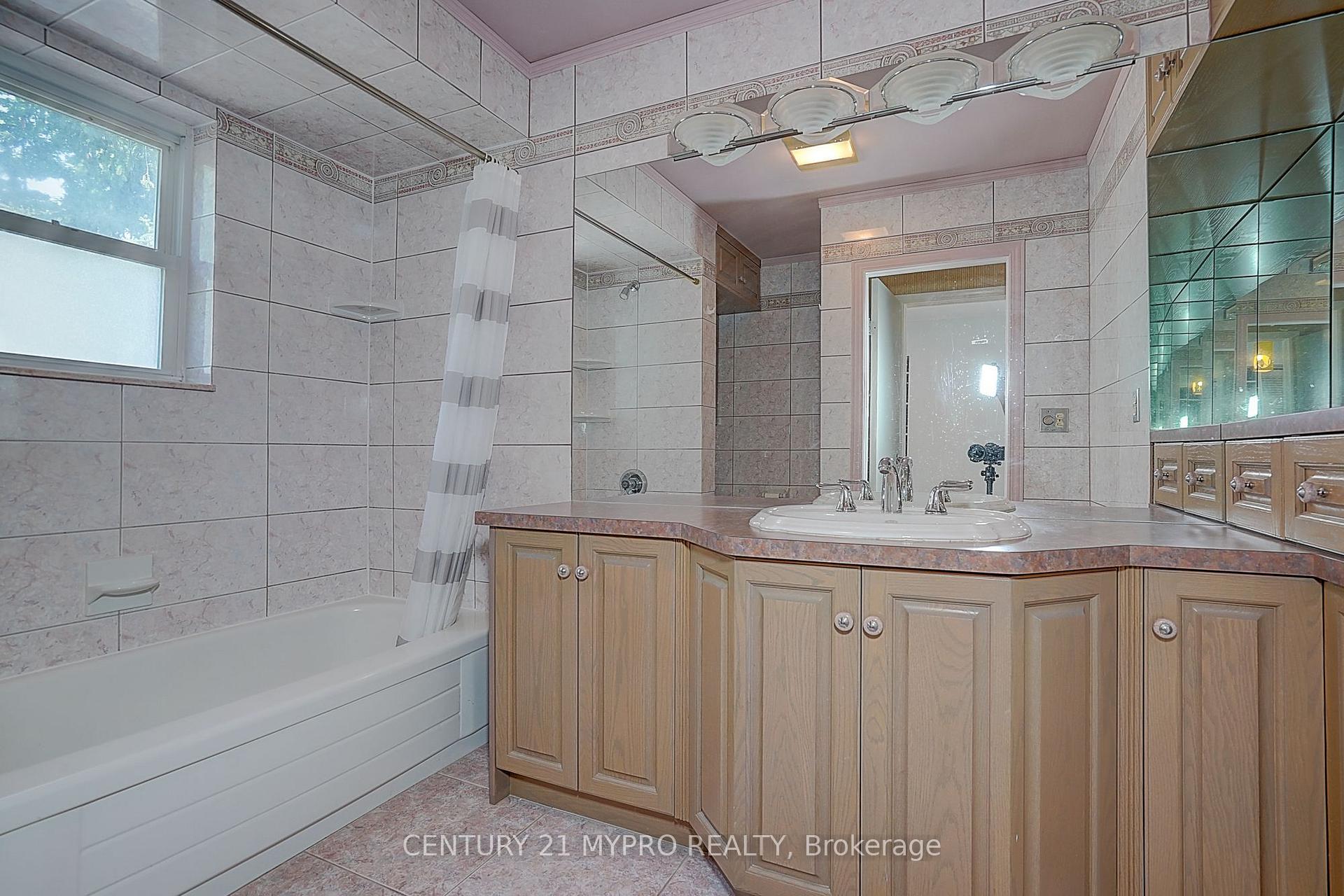Photo 30 of 80A Rosemount Drive, Scarborough, Ionview — HOMEH