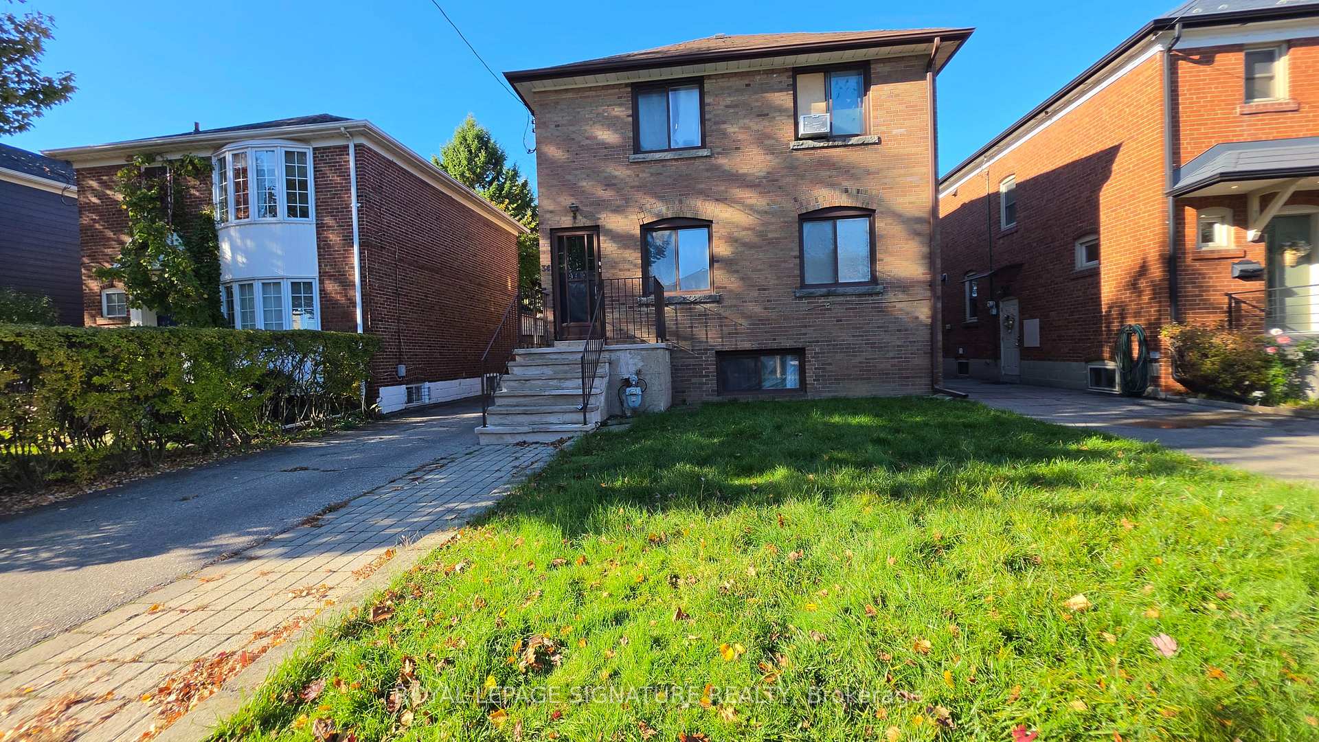 Photo 1 of Unit 3, 34 Nineteenth Street, Etobicoke, New Toronto — HOMEH