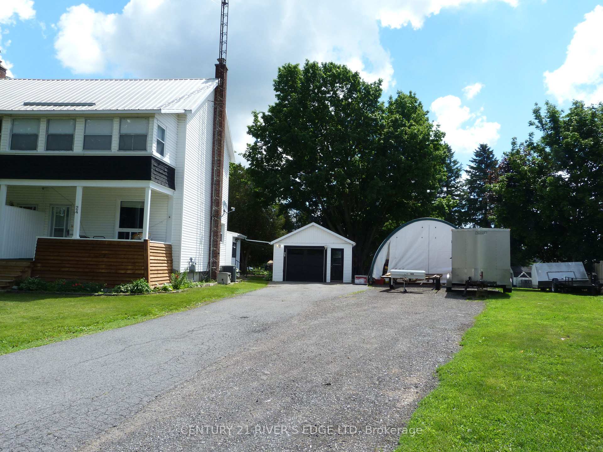 Photo 2 of 24 Brouse Drive, South Dundas, Iroquois — HOMEH