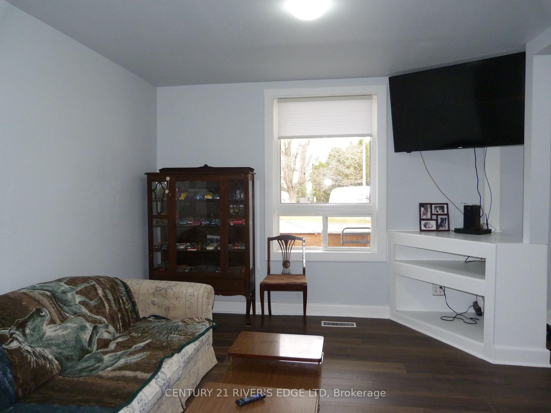 Photo 13 of 24 Brouse Drive, South Dundas, Iroquois — HOMEH