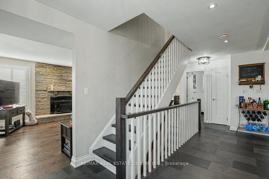 Photo 5 of 2225 Campbellville Side Road, Milton, Rural Milton West — HOMEH