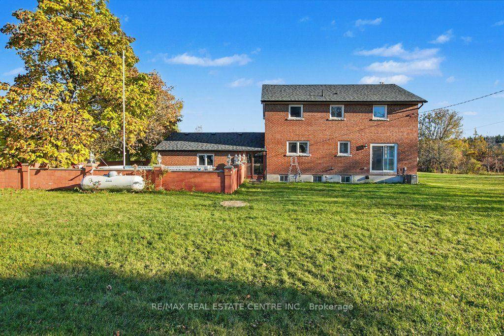 Photo 35 of 2225 Campbellville Side Road, Milton, Rural Milton West — HOMEH