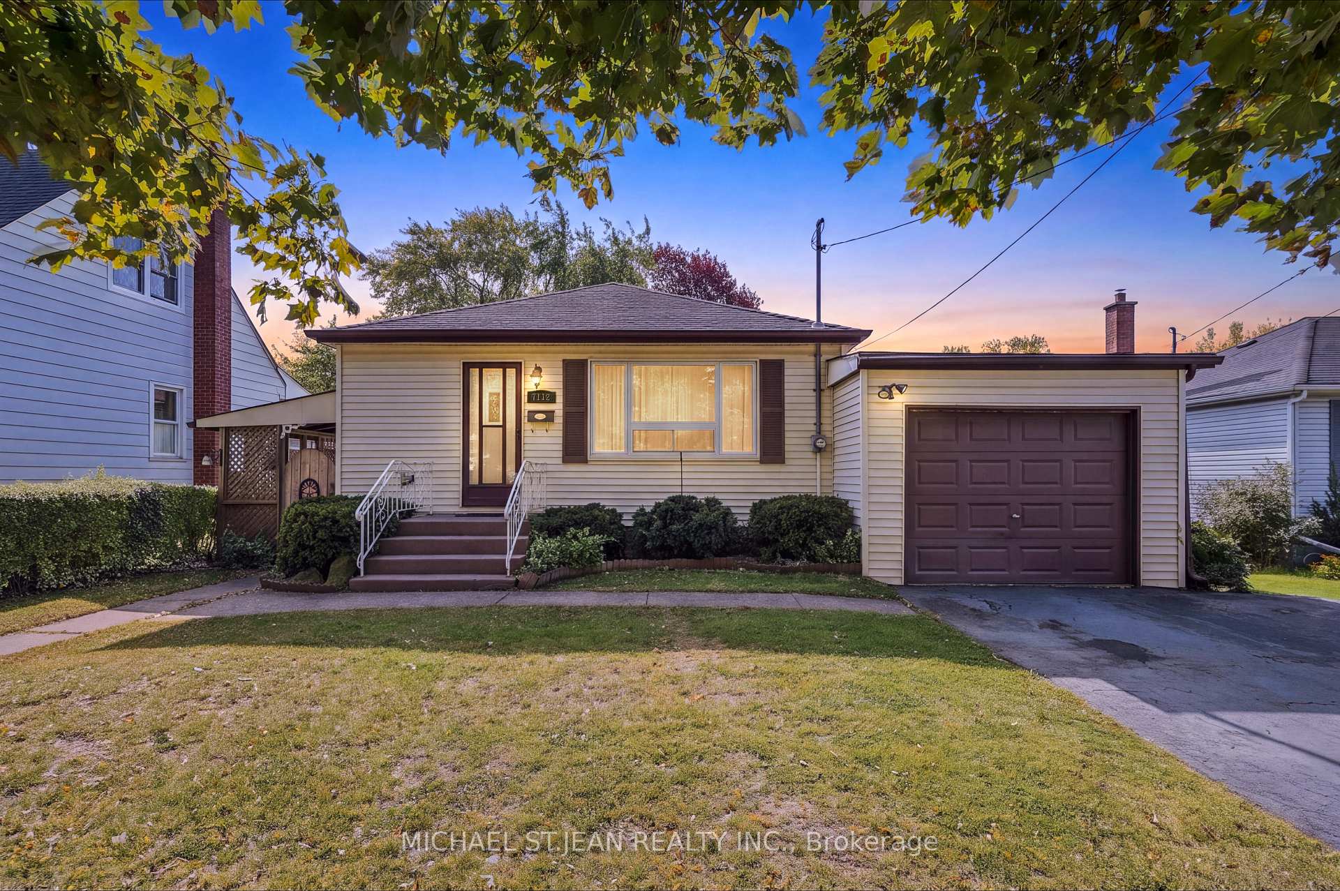 Photo 1 of 7112 Dunn Street, Niagara Falls, Arad/Fallsview — HOMEH