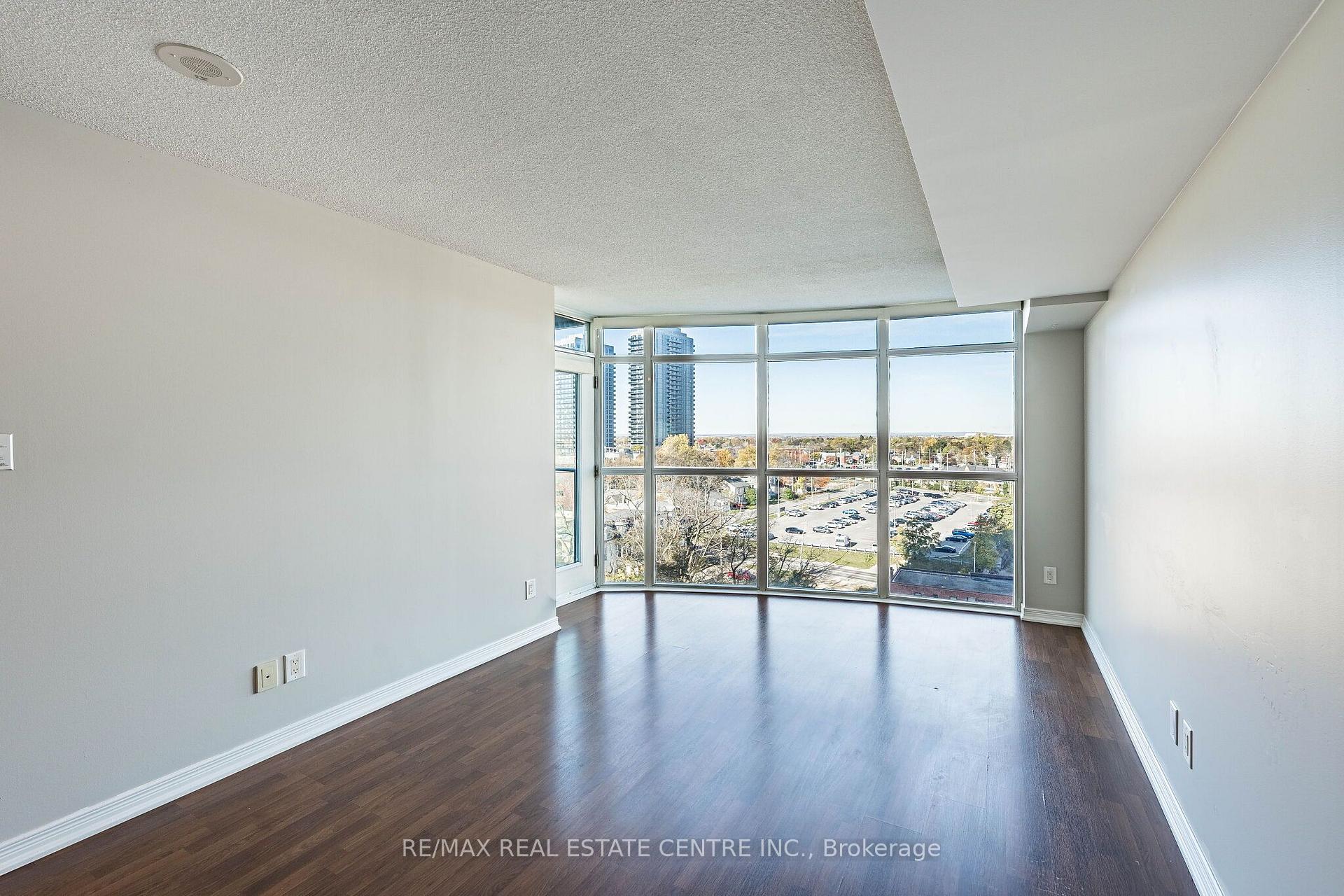 Photo 21 of Unit 901, 9 George Street N, Brampton, Downtown Brampton — HOMEH