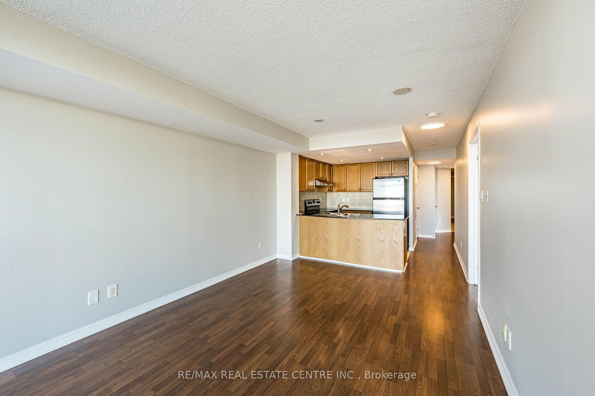 Photo 22 of Unit 901, 9 George Street N, Brampton, Downtown Brampton — HOMEH