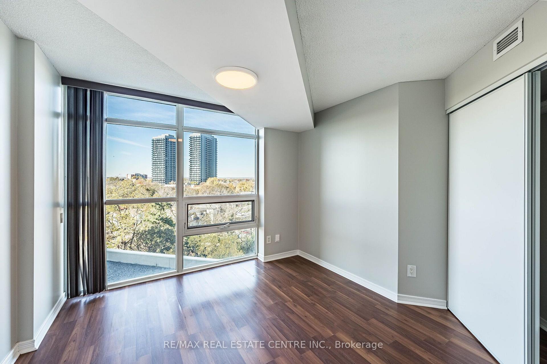 Photo 27 of Unit 901, 9 George Street N, Brampton, Downtown Brampton — HOMEH