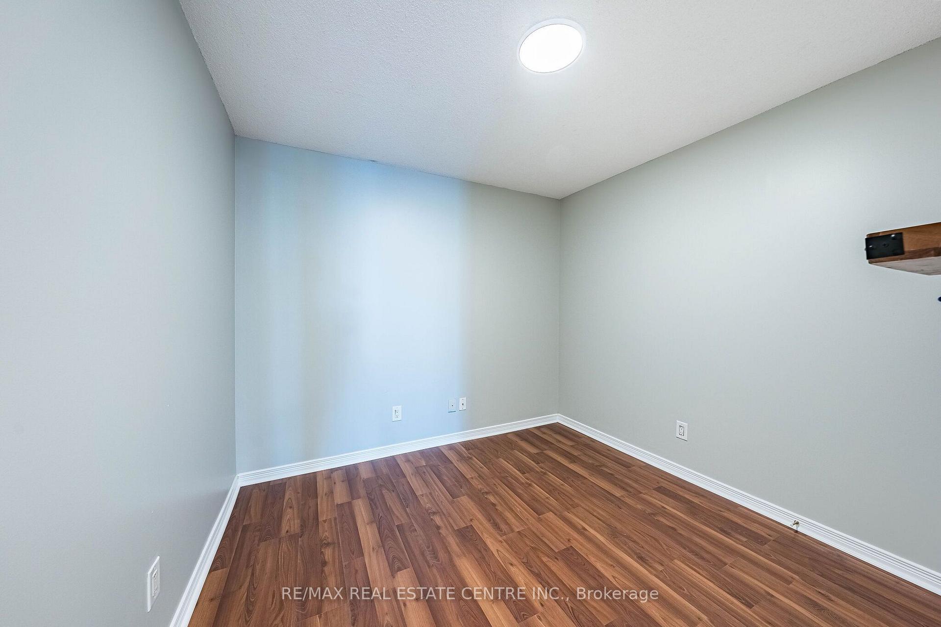 Photo 33 of Unit 901, 9 George Street N, Brampton, Downtown Brampton — HOMEH