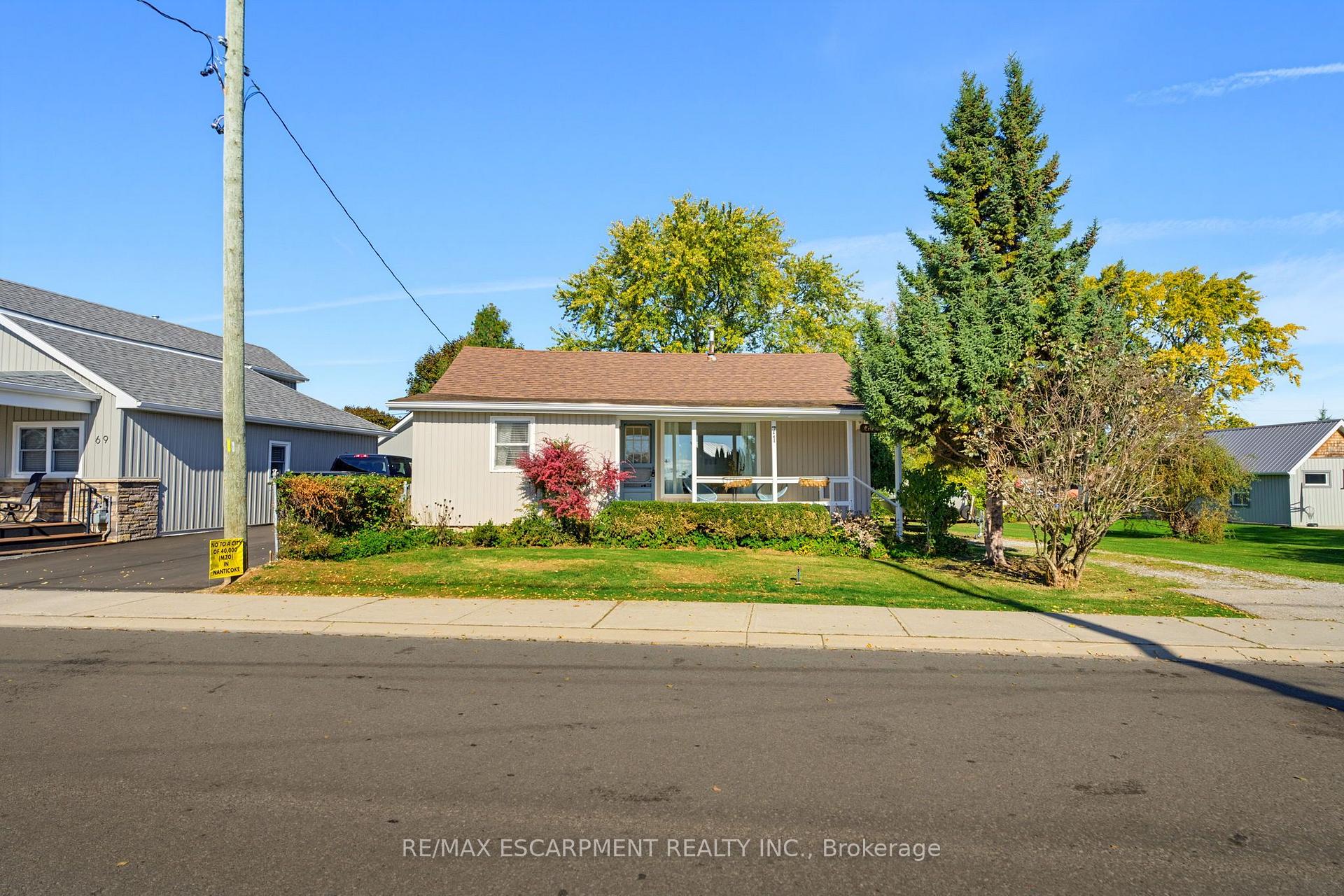 Photo 1 of 71 Brown Street, Norfolk, Port Dover — HOMEH