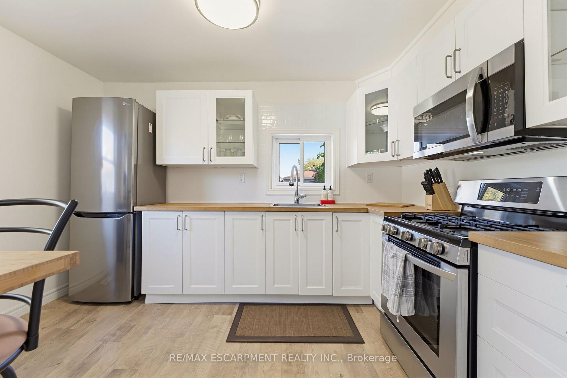 Photo 7 of 71 Brown Street, Norfolk, Port Dover — HOMEH