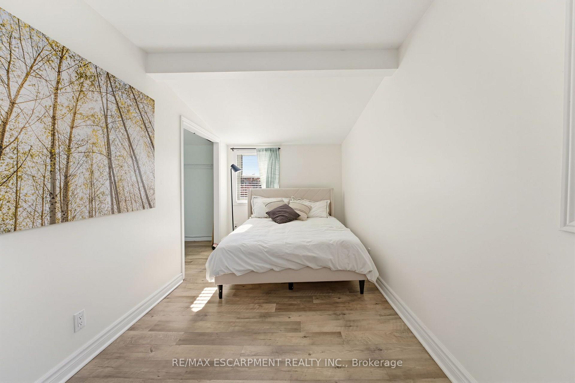 Photo 12 of 71 Brown Street, Norfolk, Port Dover — HOMEH