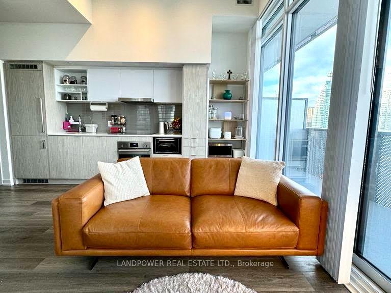 Photo 5 of Unit 5005, 55 Cooper Street, Toronto, Waterfront Communities — HOMEH
