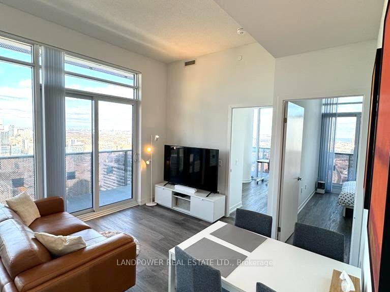 Photo 7 of Unit 5005, 55 Cooper Street, Toronto, Waterfront Communities — HOMEH