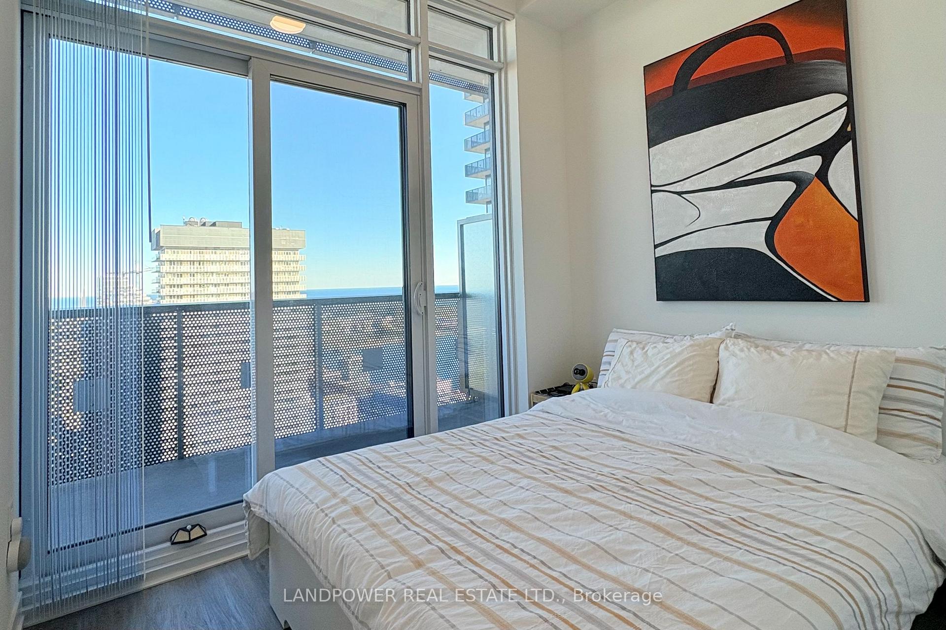 Photo 12 of Unit 5005, 55 Cooper Street, Toronto, Waterfront Communities — HOMEH