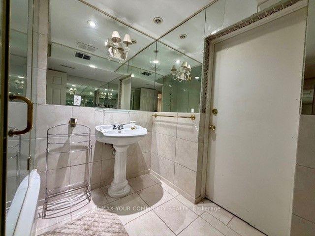 Photo 15 of Unit Lower Level, 15500 Leslie Street, Aurora, Rural Aurora — HOMEH