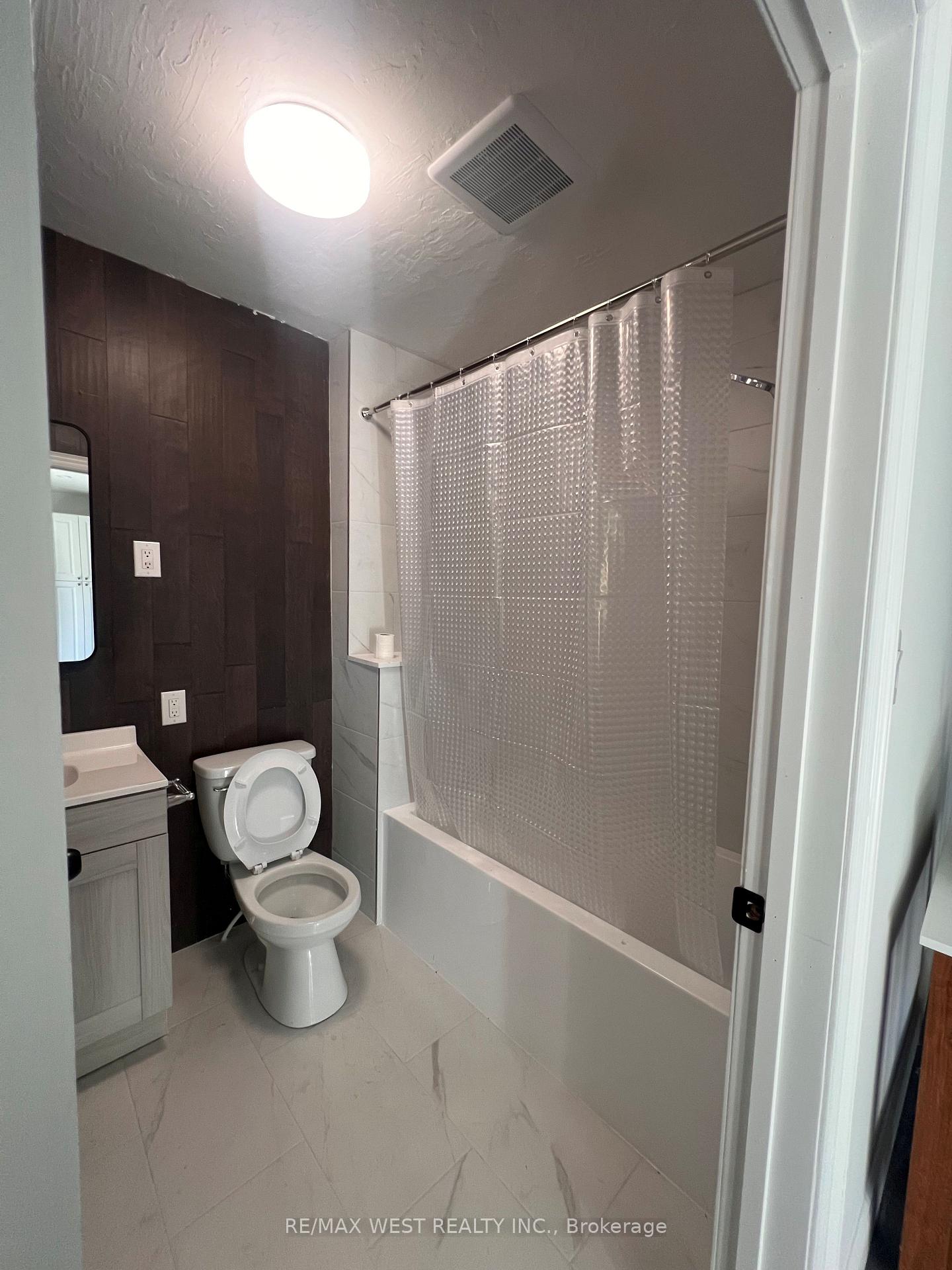 Photo 15 of Unit Main, 181 Cedric Avenue, Toronto, Oakwood Village — HOMEH