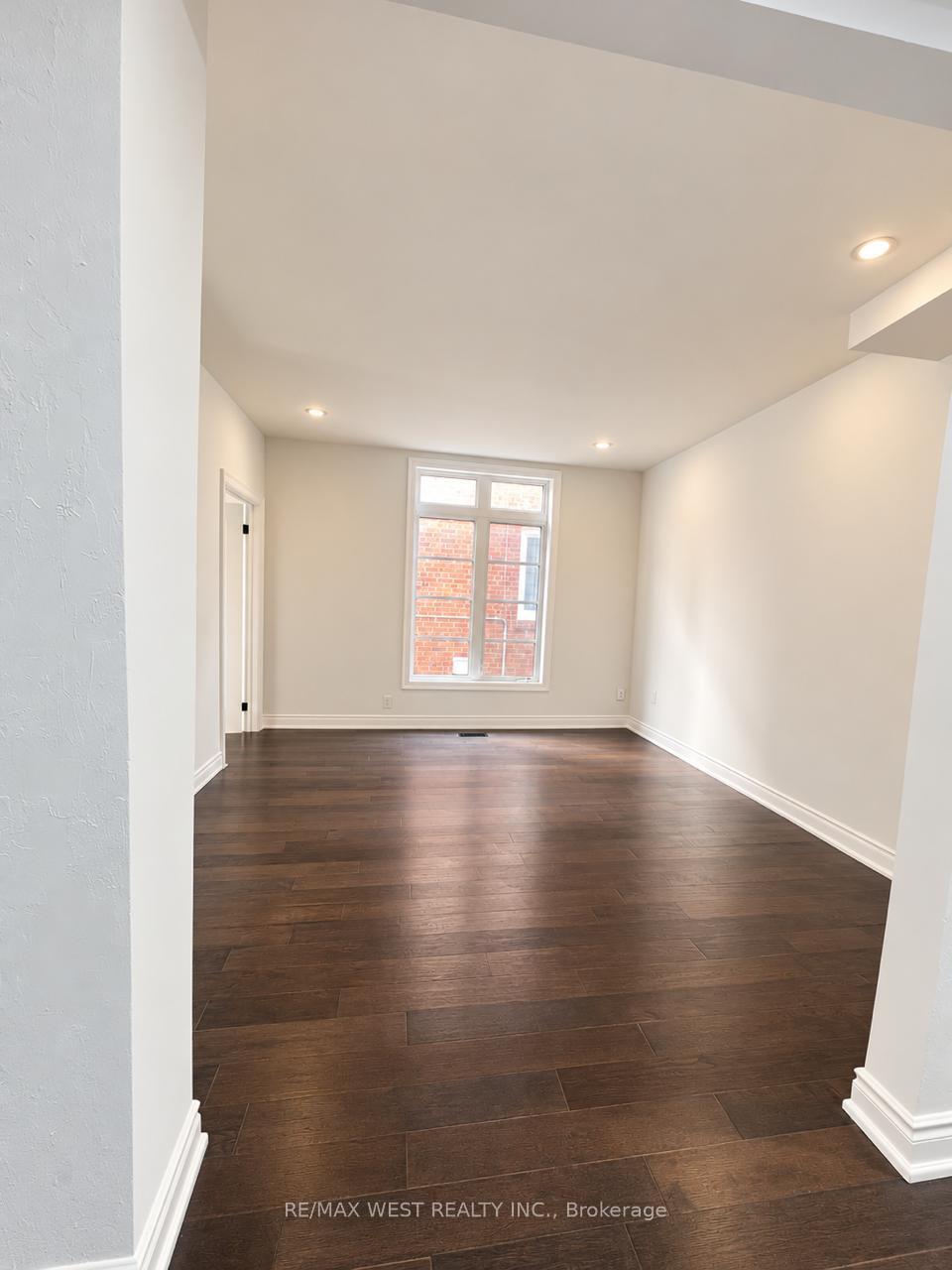Photo 22 of Unit Main, 181 Cedric Avenue, Toronto, Oakwood Village — HOMEH