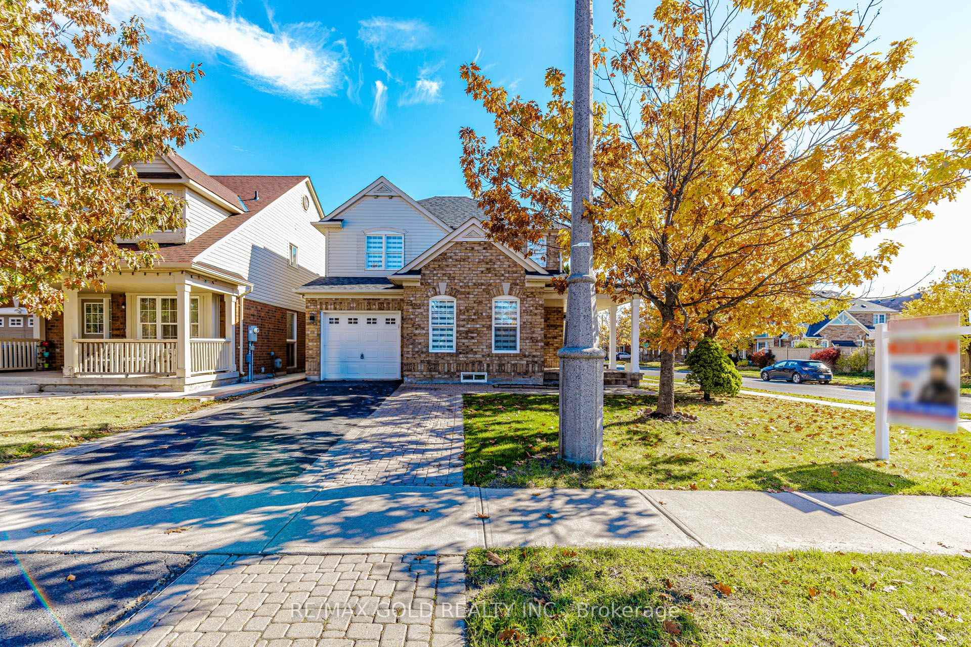 Photo 1 of 1 Orangegrove Drive, Brampton, Fletcher's Meadow — HOMEH