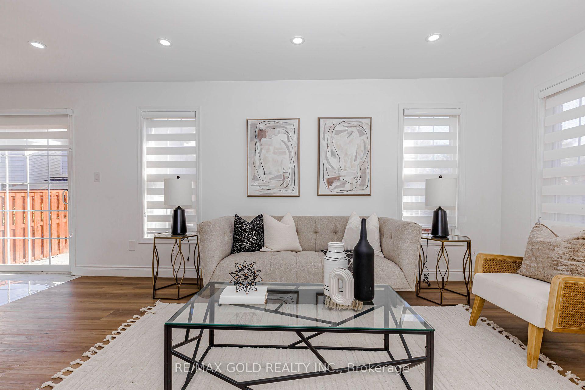 Photo 14 of 1 Orangegrove Drive, Brampton, Fletcher's Meadow — HOMEH