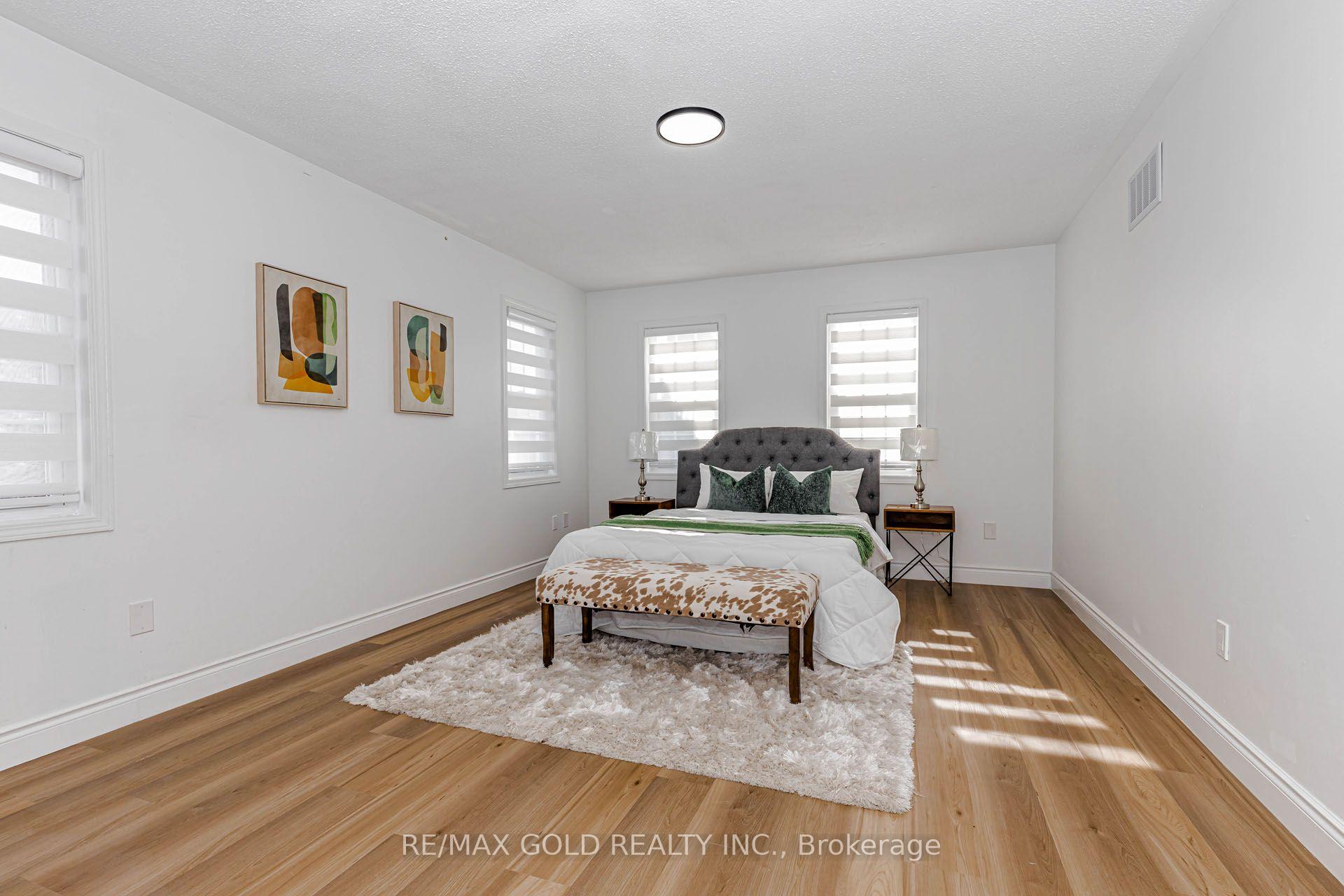 Photo 24 of 1 Orangegrove Drive, Brampton, Fletcher's Meadow — HOMEH