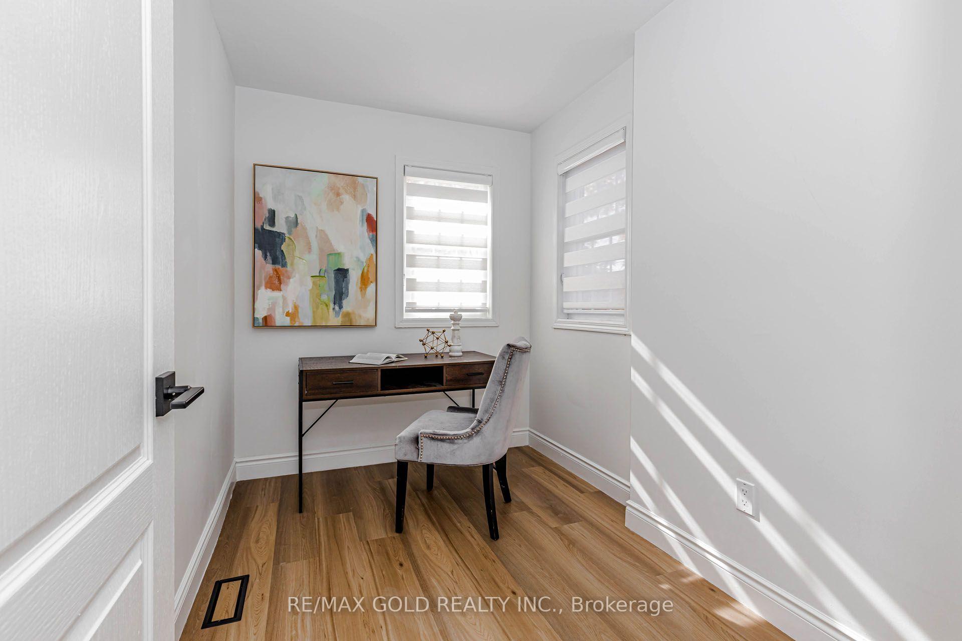 Photo 30 of 1 Orangegrove Drive, Brampton, Fletcher's Meadow — HOMEH