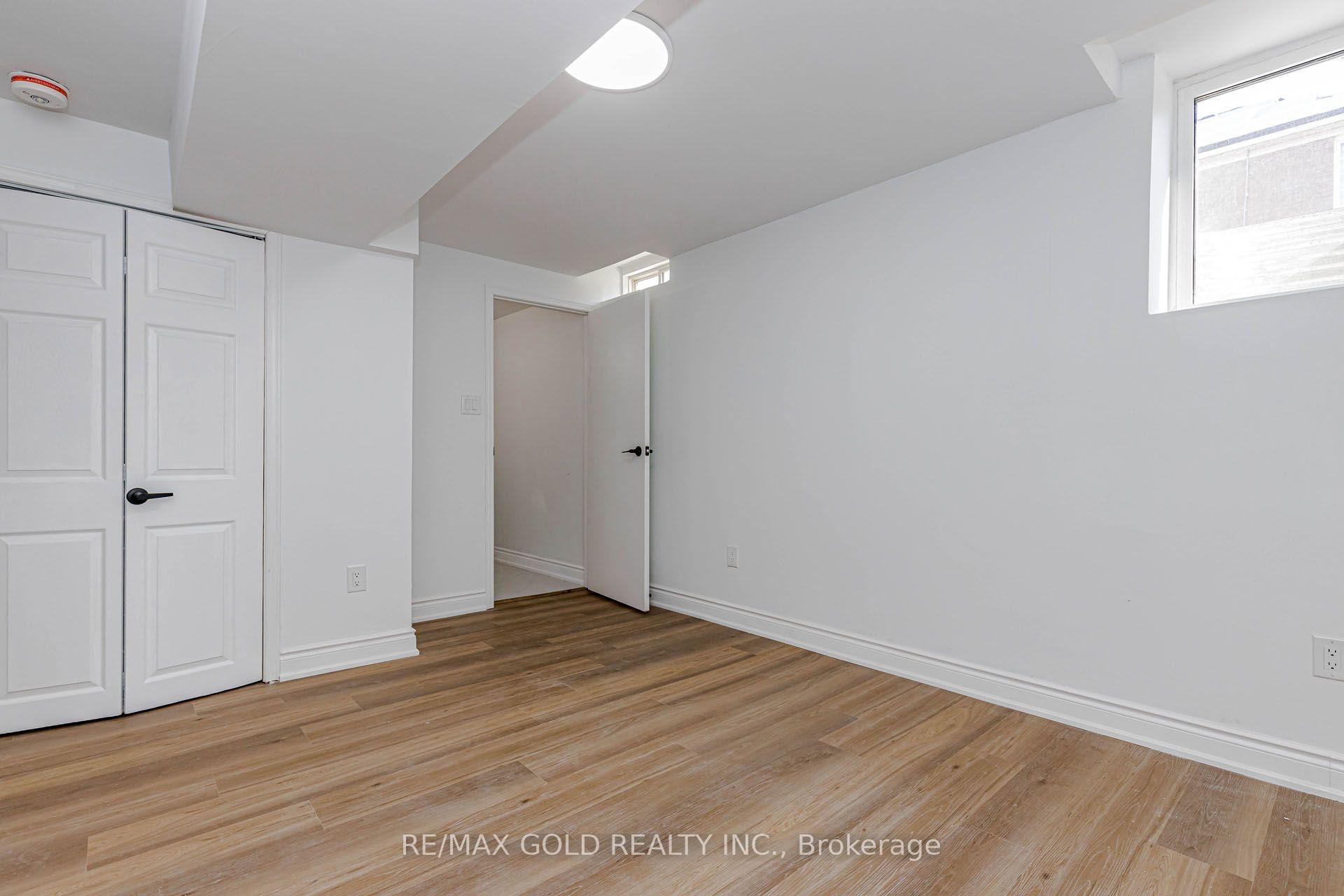 Photo 43 of 1 Orangegrove Drive, Brampton, Fletcher's Meadow — HOMEH