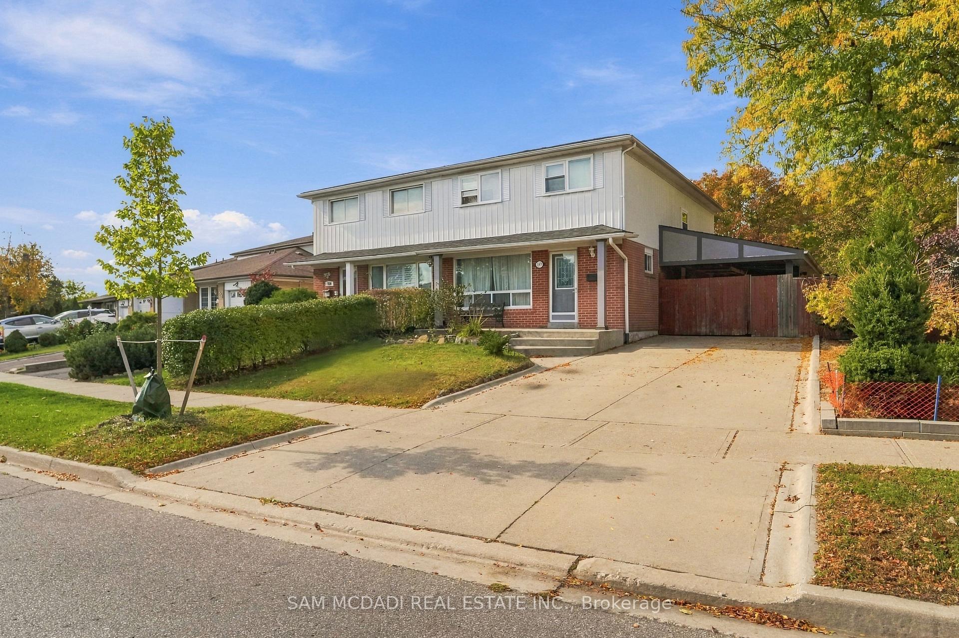 Photo 2 of 561 Tedwyn Drive, Mississauga, Cooksville — HOMEH