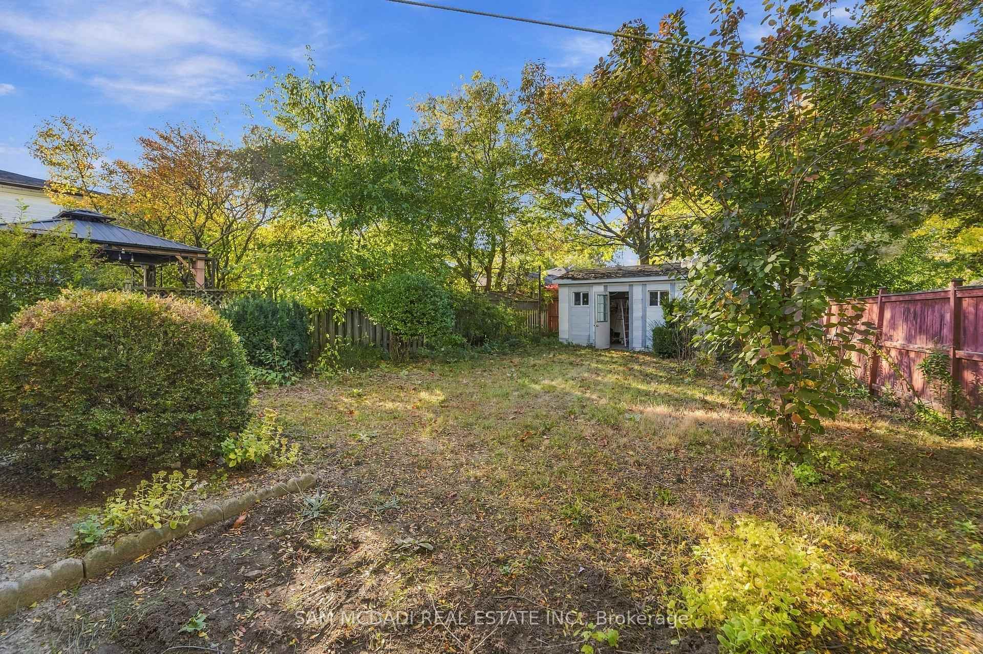 Photo 24 of 561 Tedwyn Drive, Mississauga, Cooksville — HOMEH