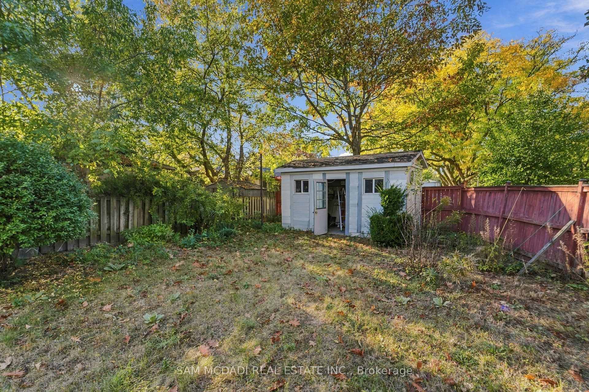 Photo 25 of 561 Tedwyn Drive, Mississauga, Cooksville — HOMEH