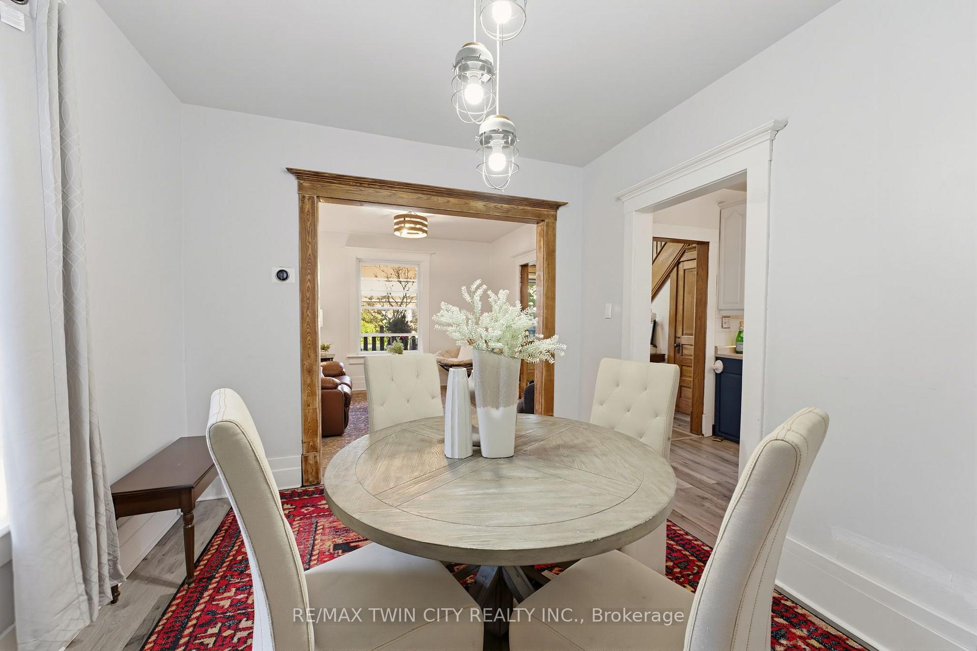 Photo 11 of 540 Vine Street, Cambridge, Preston South — HOMEH