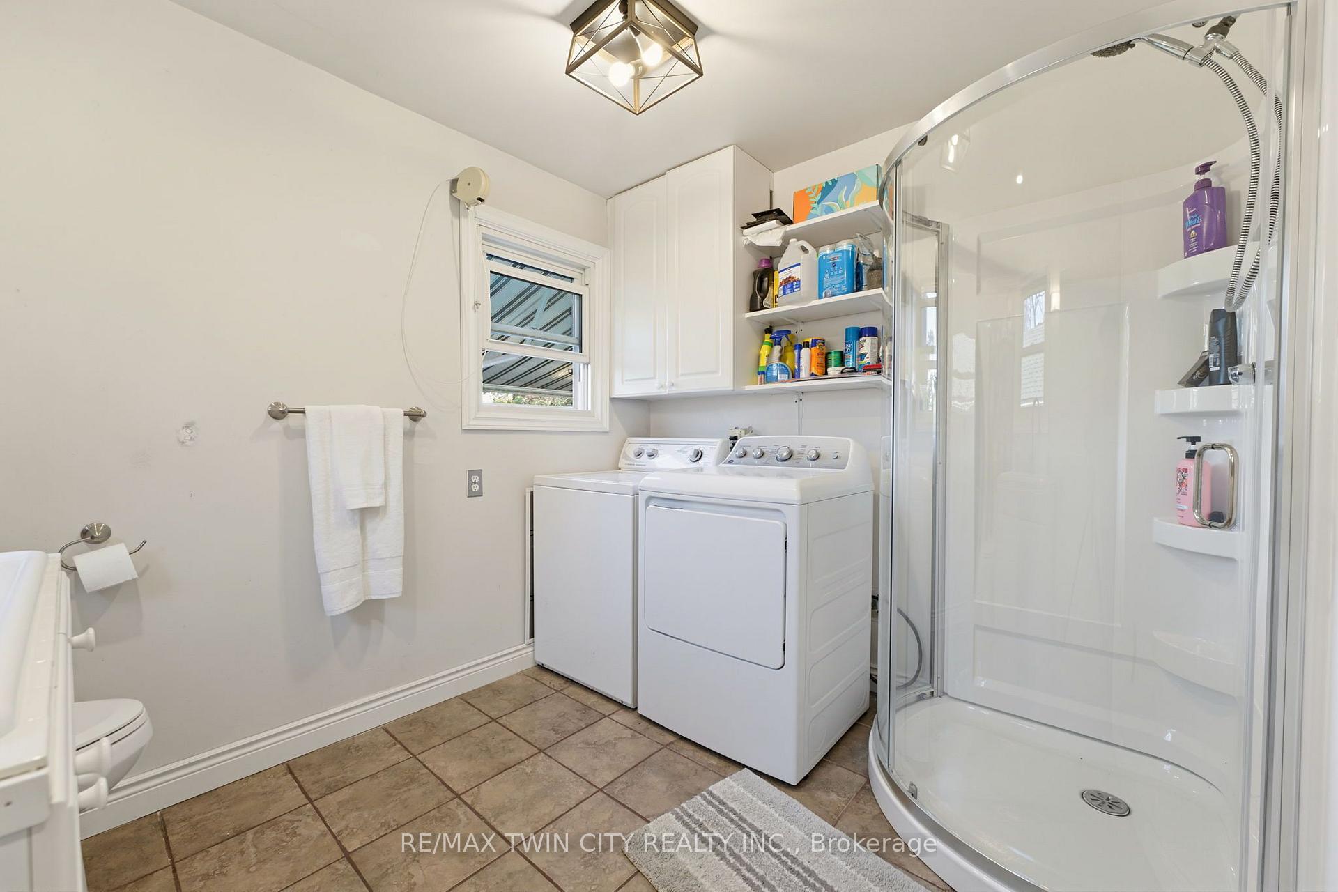 Photo 19 of 540 Vine Street, Cambridge, Preston South — HOMEH