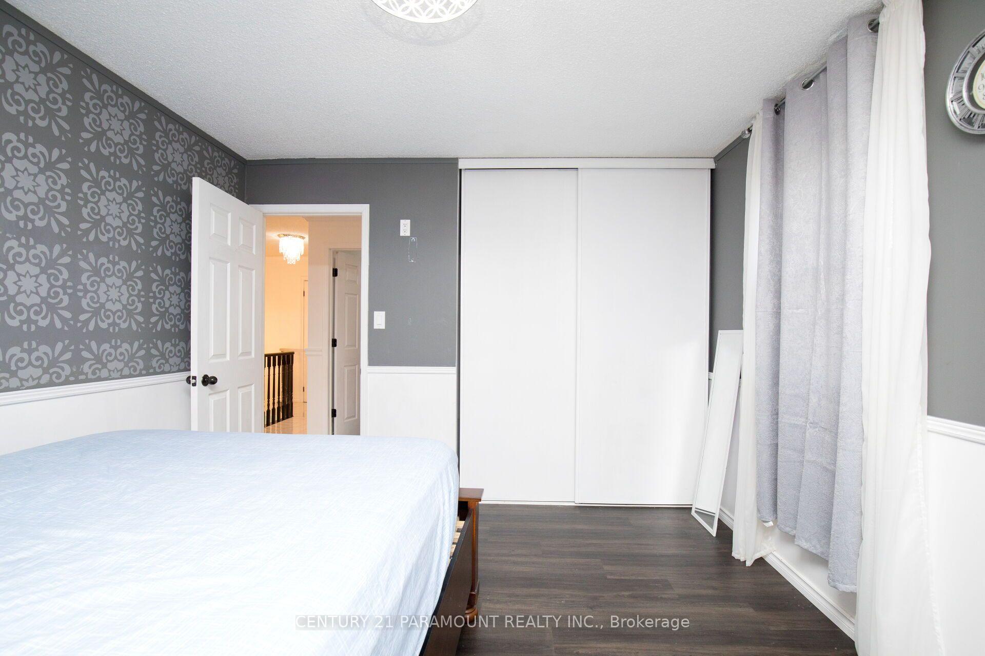 Photo 28 of 888 Sproule Crescent, Oshawa, Pinecrest — HOMEH