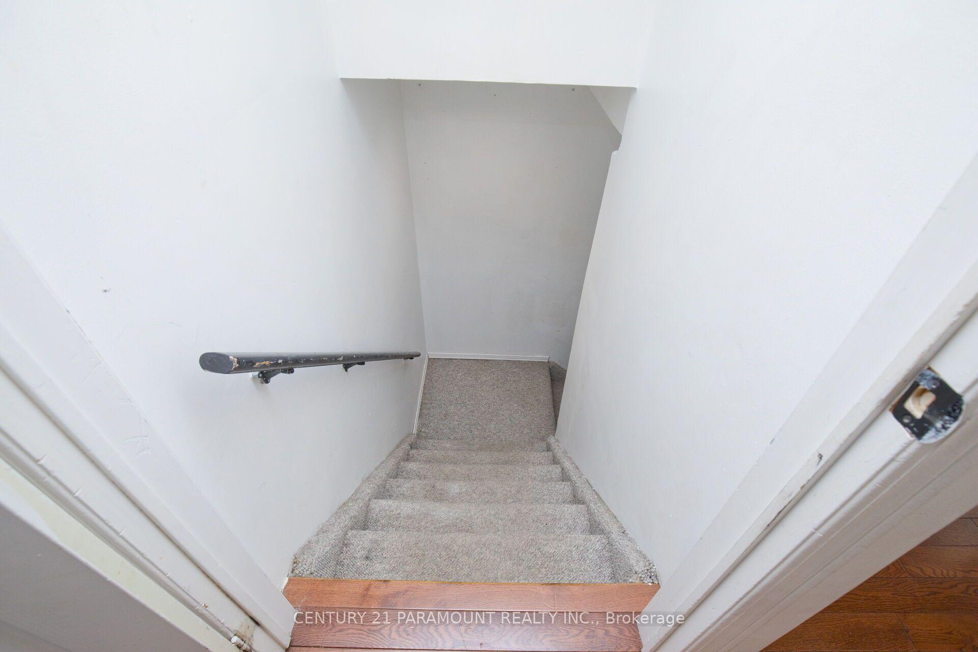 Photo 32 of 888 Sproule Crescent, Oshawa, Pinecrest — HOMEH