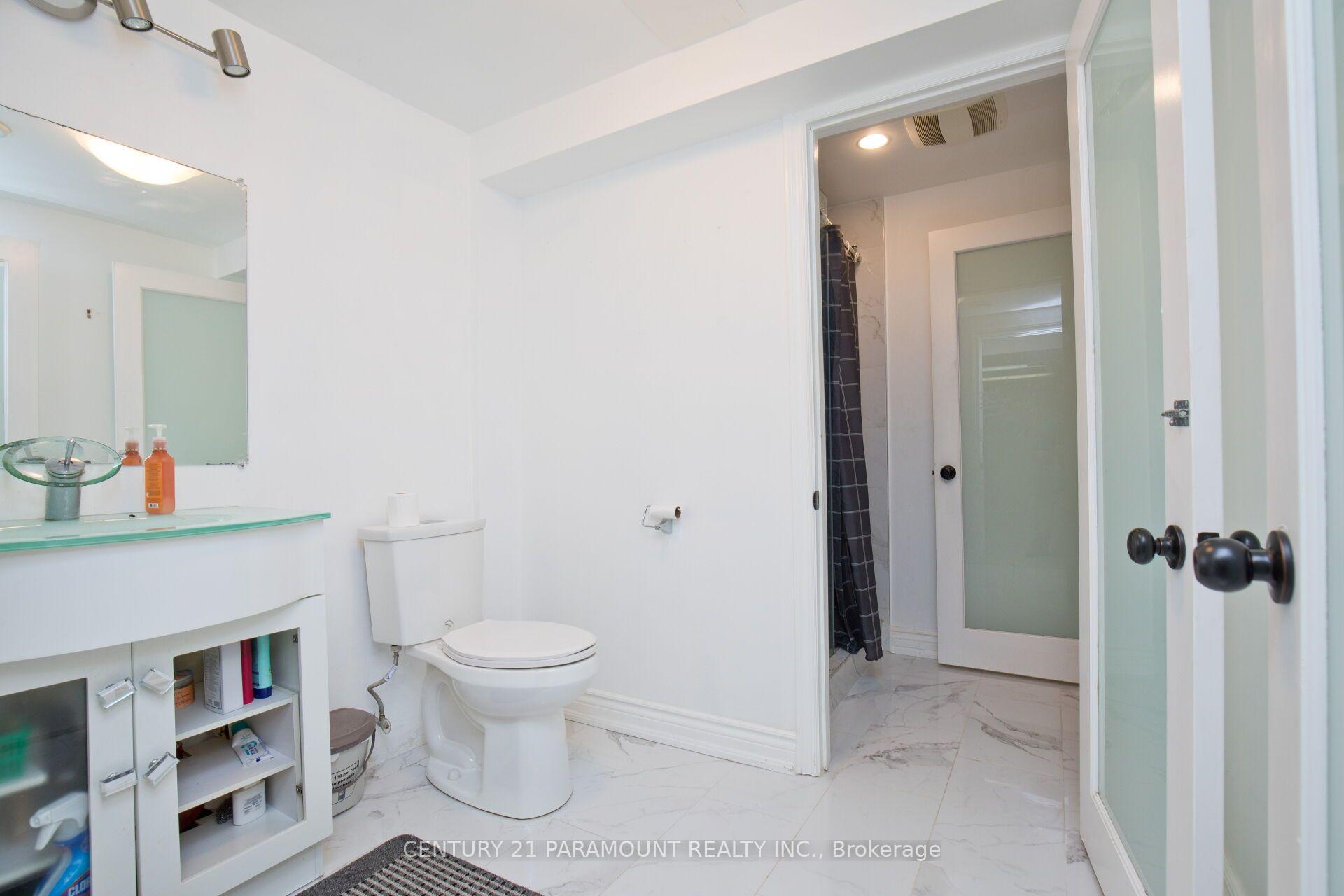 Photo 36 of 888 Sproule Crescent, Oshawa, Pinecrest — HOMEH