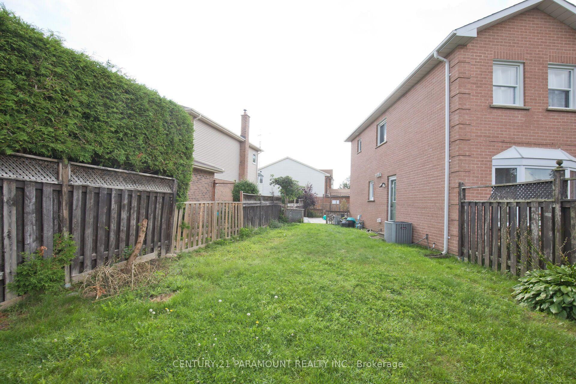 Photo 43 of 888 Sproule Crescent, Oshawa, Pinecrest — HOMEH