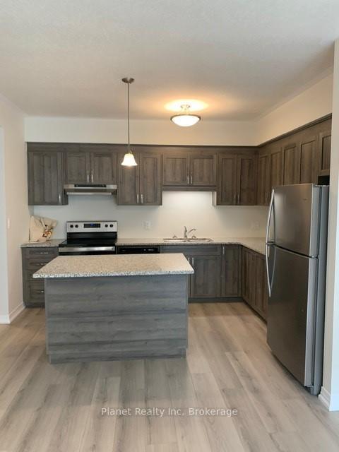 Front of Unit 67, 261 Woodbine Avenue