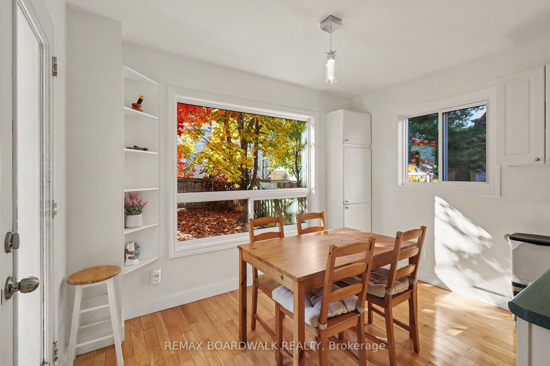 Photo 17 of 869 Clearcrest Crescent, Ottawa, Fallingbrook/Ridgemount — HOMEH