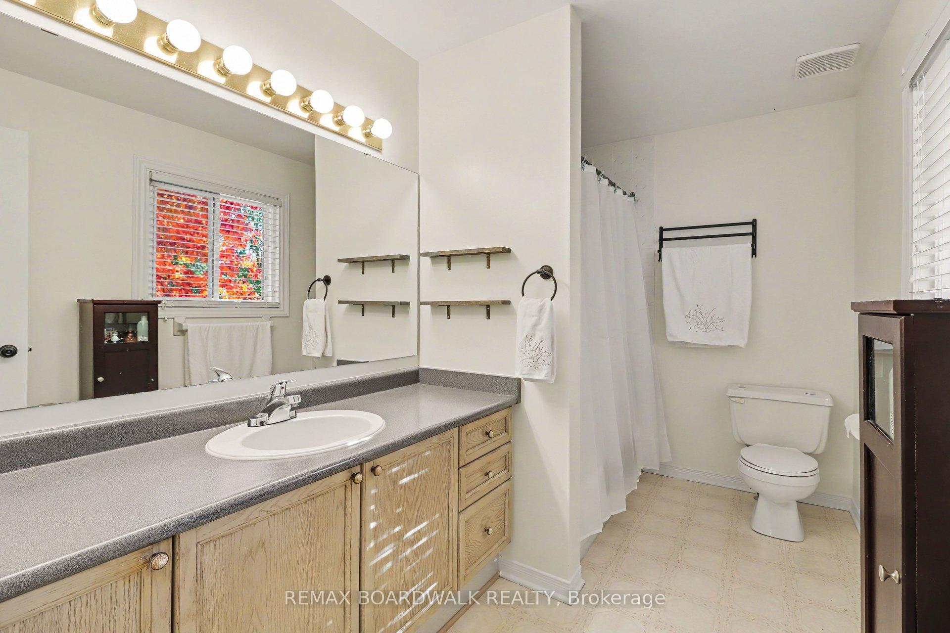 Photo 22 of 869 Clearcrest Crescent, Ottawa, Fallingbrook/Ridgemount — HOMEH
