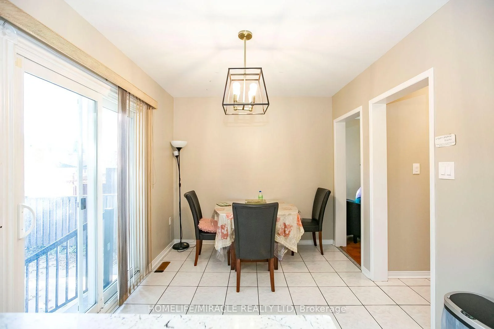 Photo 19 of 6286 McCovey Drive E, Mississauga, East Credit — HOMEH