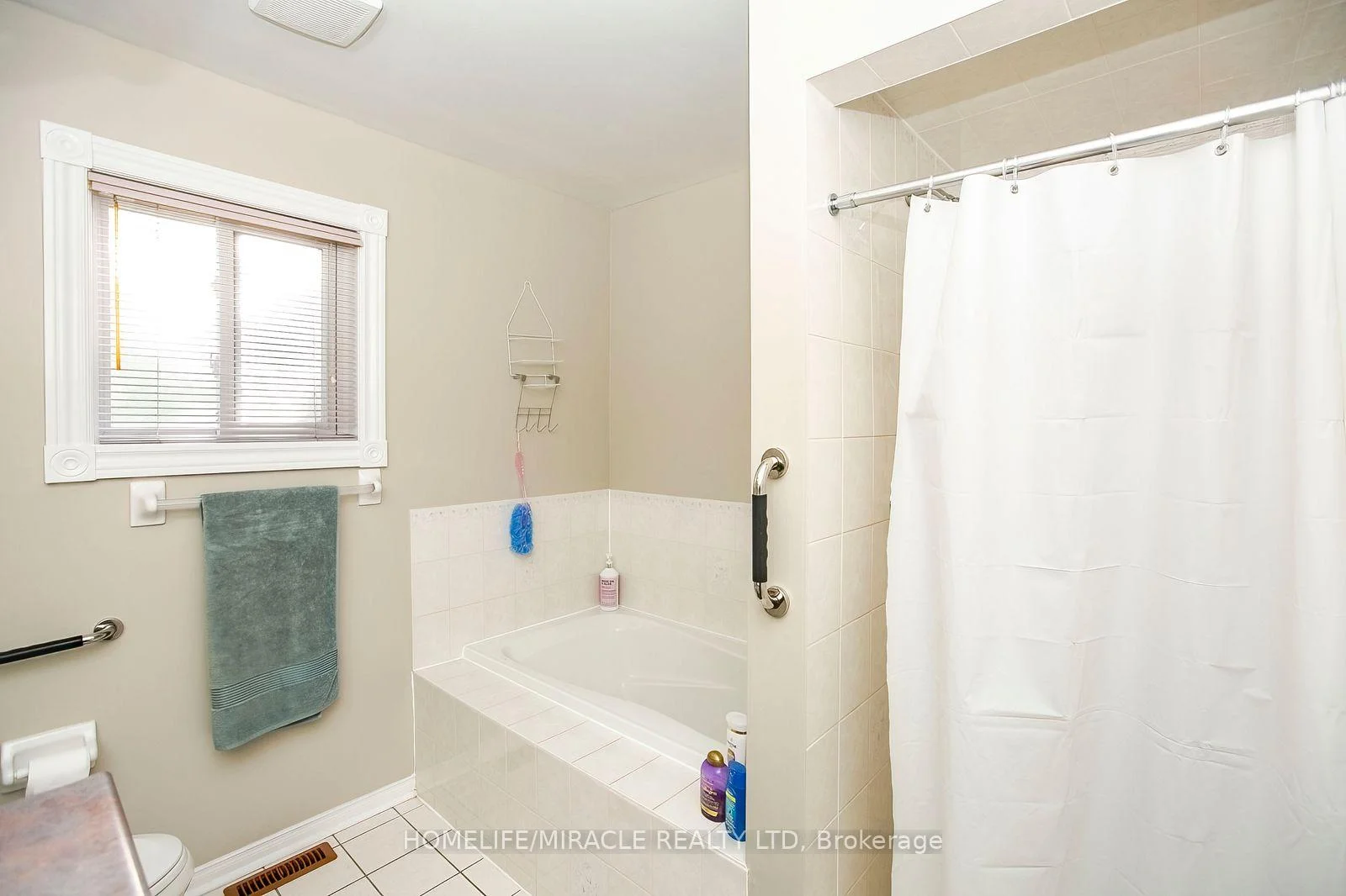 Photo 29 of 6286 McCovey Drive E, Mississauga, East Credit — HOMEH