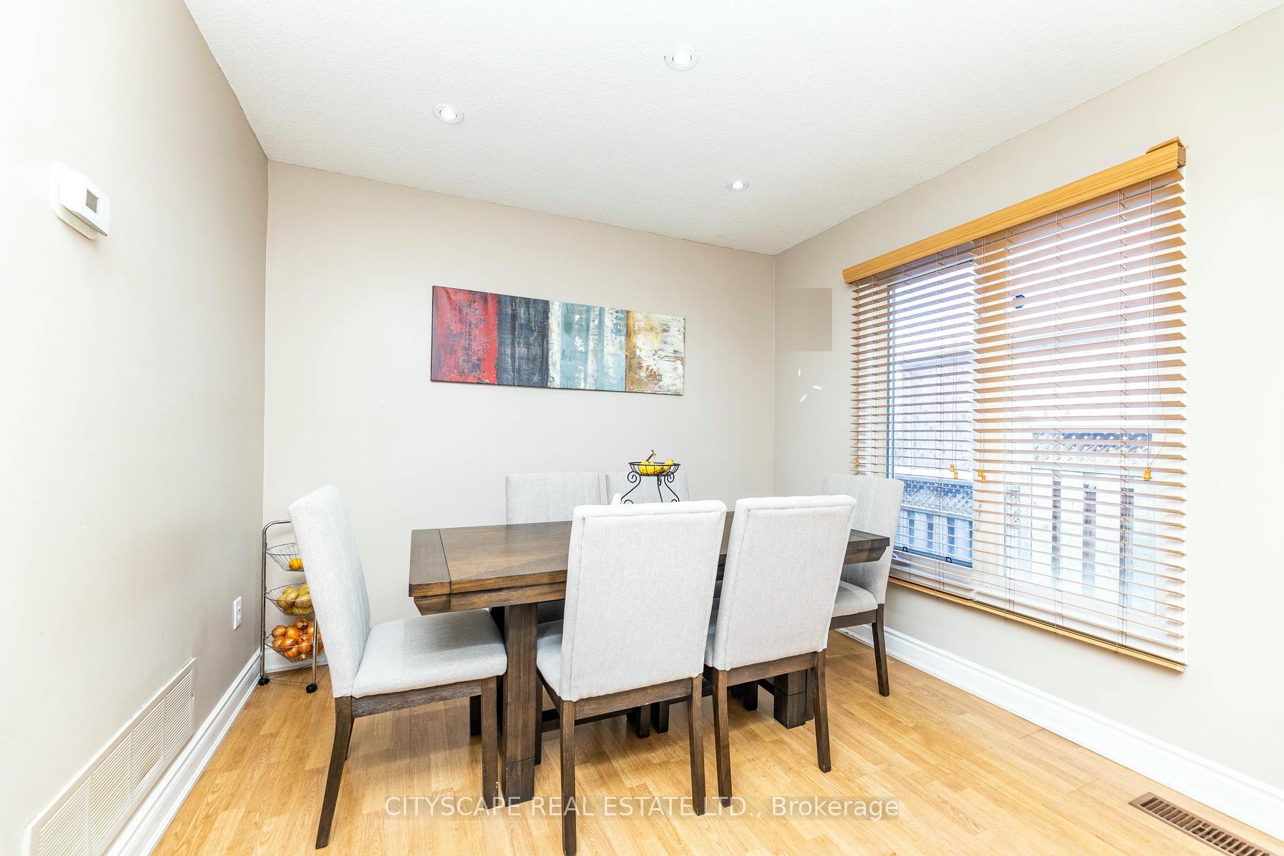 Photo 11 of 28 Furrows End, Brampton, Heart Lake West — HOMEH