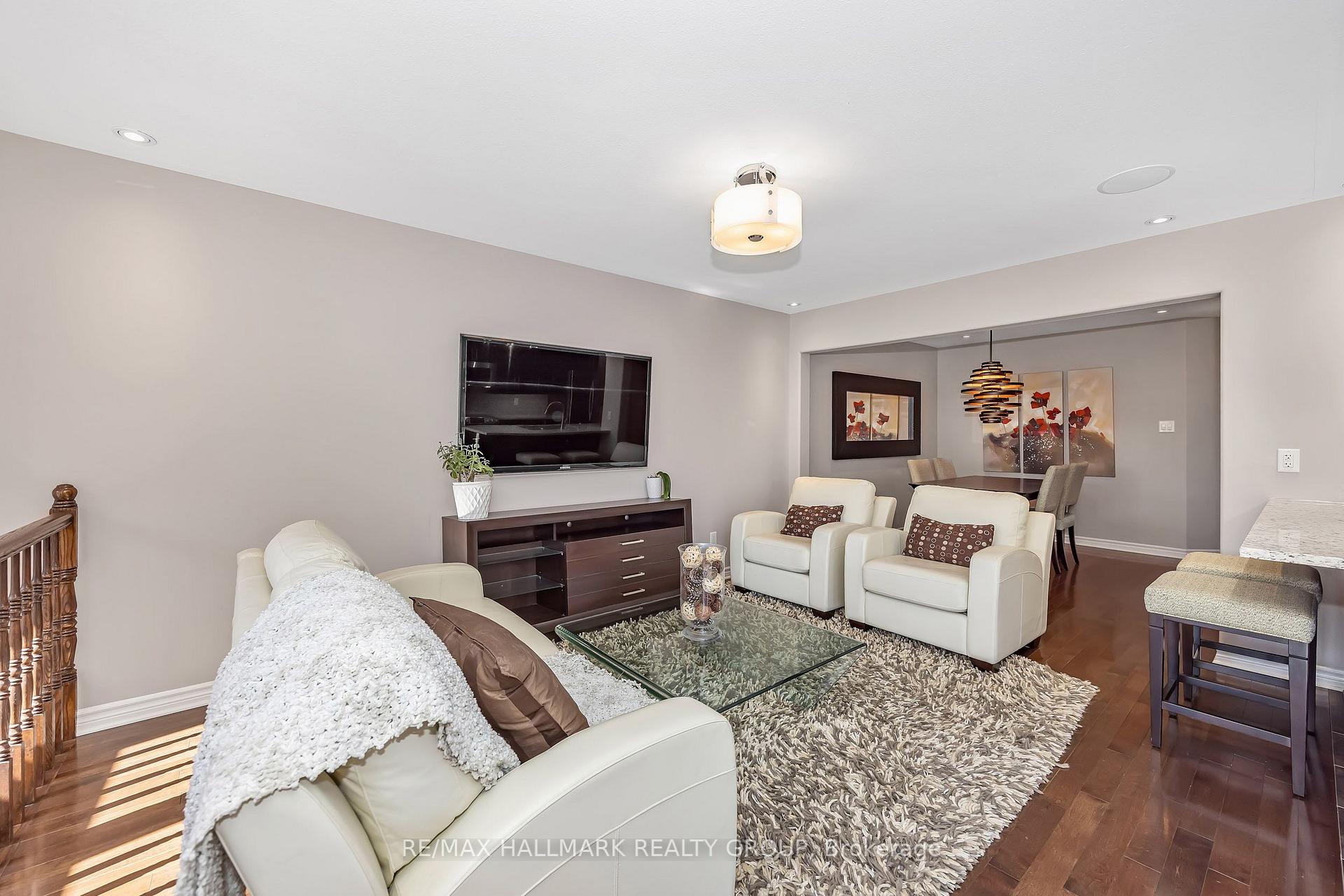 Photo 5 of 1830 Arrowgrass Way, Ottawa, Notting Hill/Summerside — HOMEH
