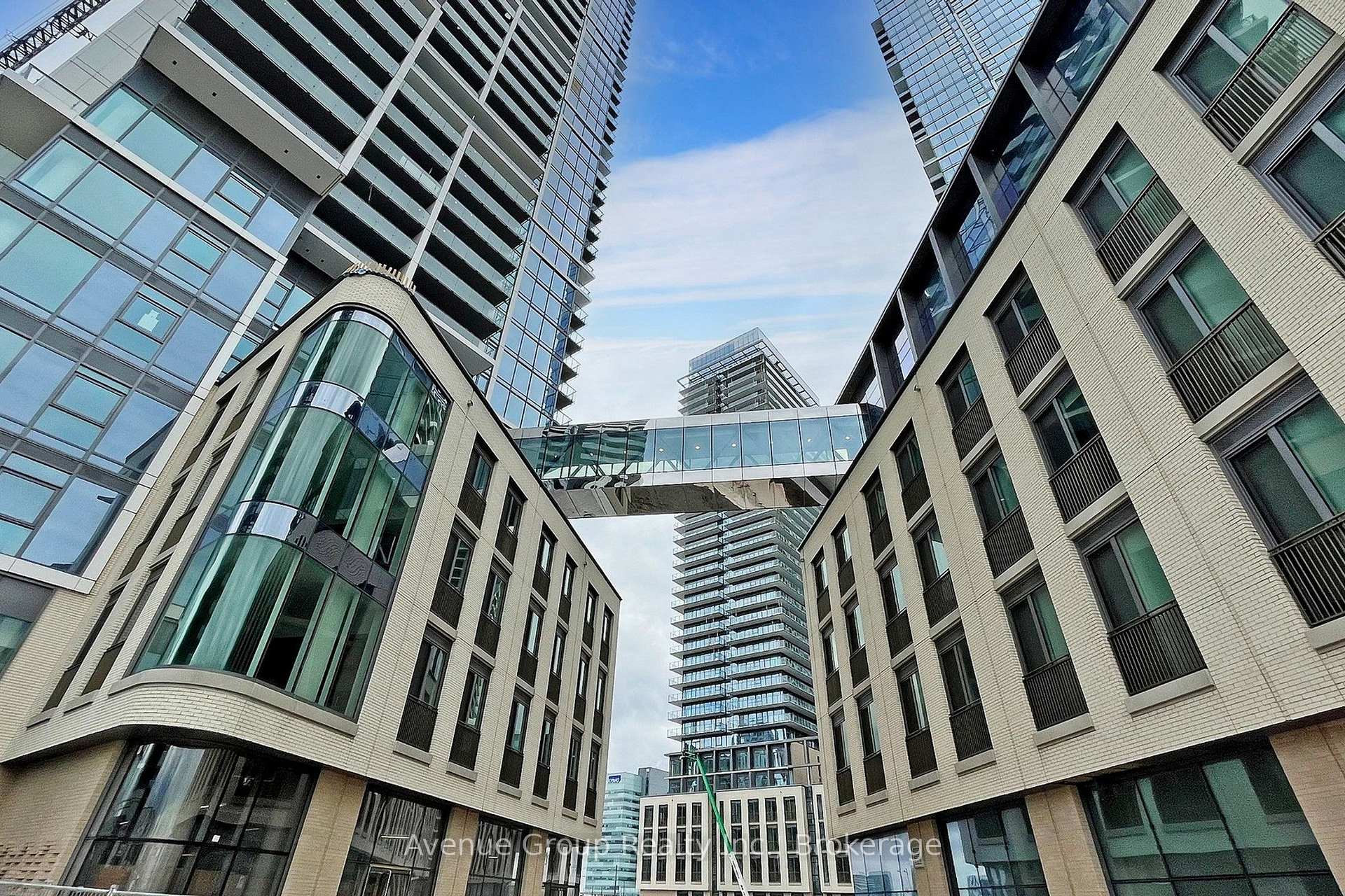 Photo 2 of Unit 5208, 7890 Jane Street, Vaughan, Vaughan Corporate Centre — HOMEH