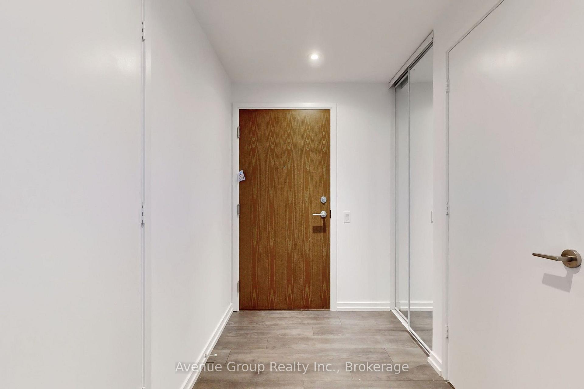 Photo 7 of Unit 5208, 7890 Jane Street, Vaughan, Vaughan Corporate Centre — HOMEH