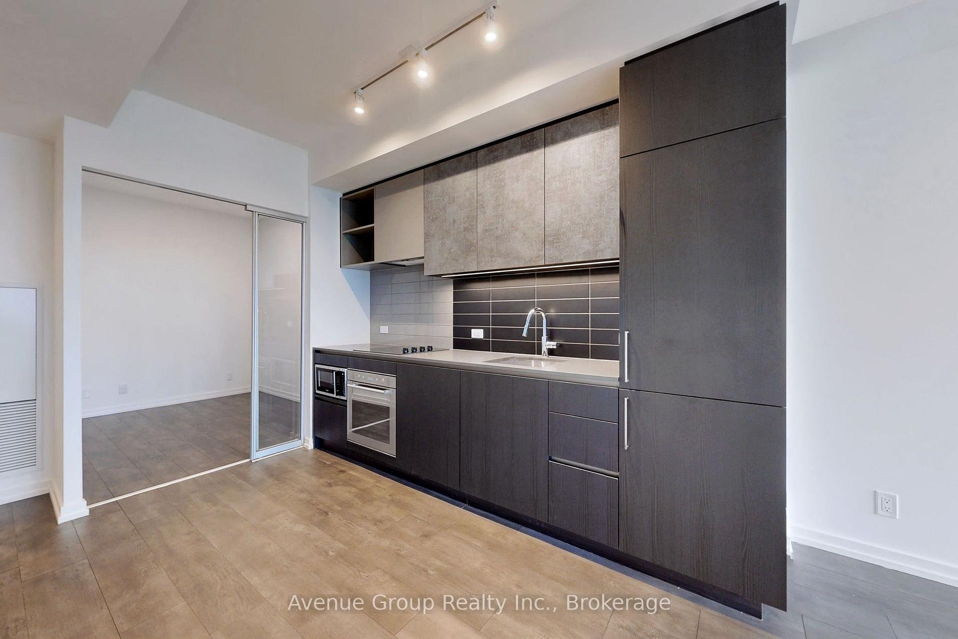 Photo 12 of Unit 5208, 7890 Jane Street, Vaughan, Vaughan Corporate Centre — HOMEH