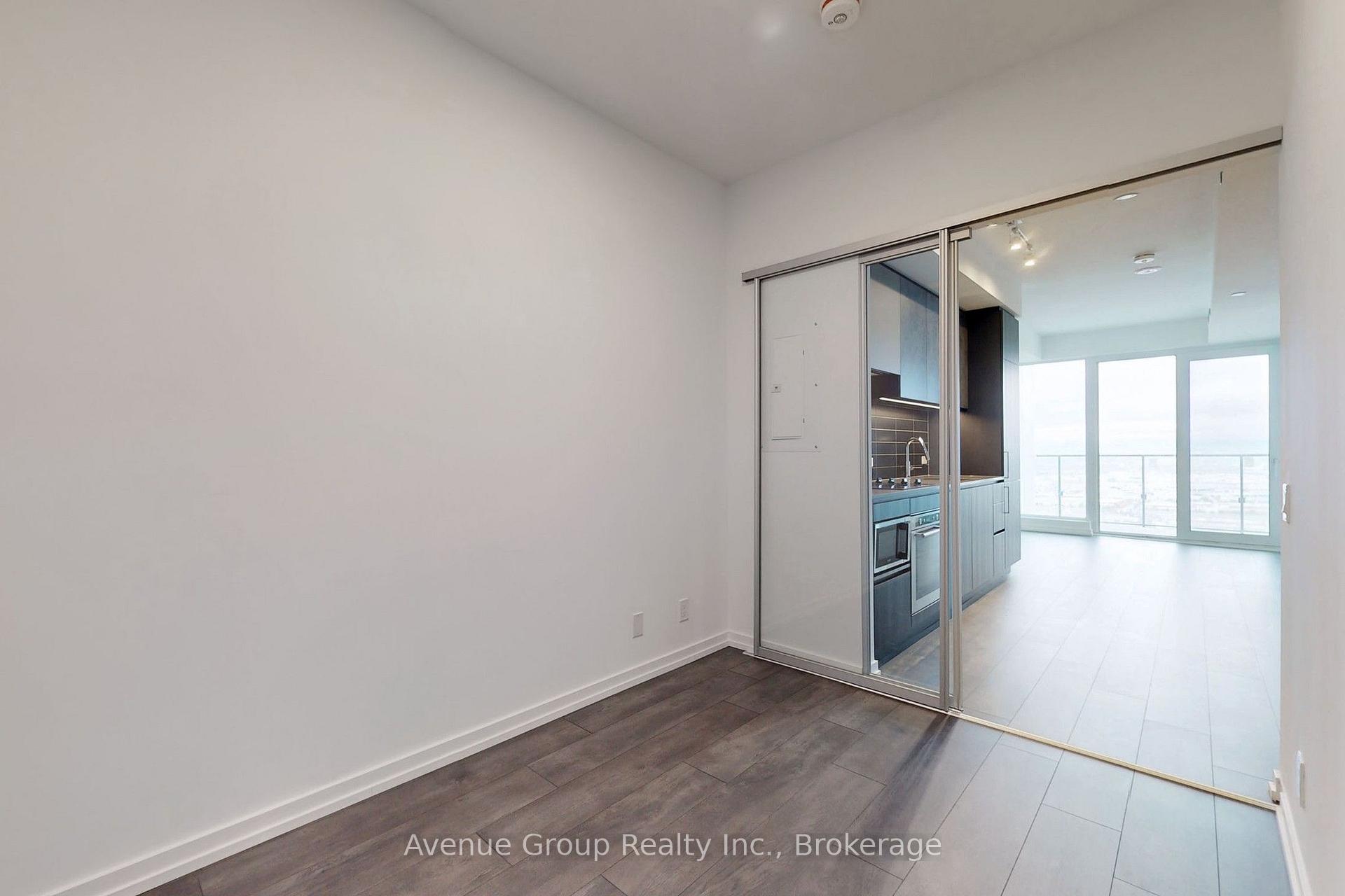 Photo 32 of Unit 5208, 7890 Jane Street, Vaughan, Vaughan Corporate Centre — HOMEH