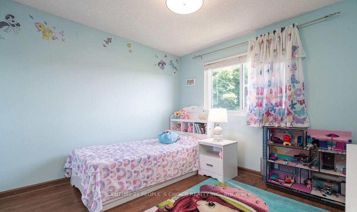 Photo 15 of Unit Main, 21 Rawling Crescent, Brampton, Heart Lake East — HOMEH