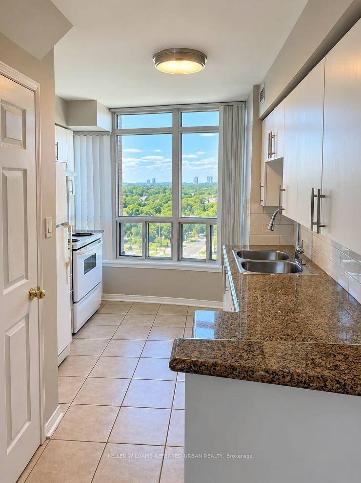 Photo 13 of Unit 1118, 233 Beecroft Road, North York, Willowdale West — HOMEH