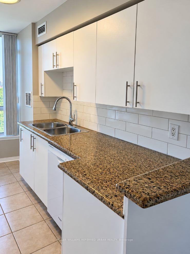 Photo 14 of Unit 1118, 233 Beecroft Road, North York, Willowdale West — HOMEH