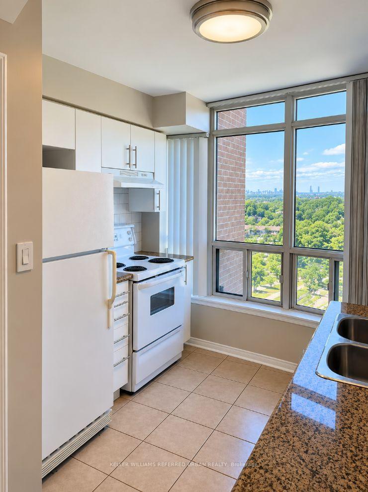 Photo 15 of Unit 1118, 233 Beecroft Road, North York, Willowdale West — HOMEH